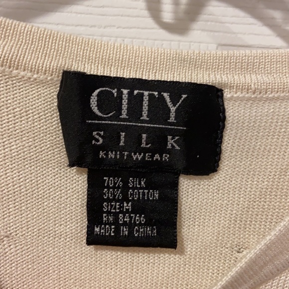 City Silk White Sweater with Circle Detail Set - Picture 4 of 14